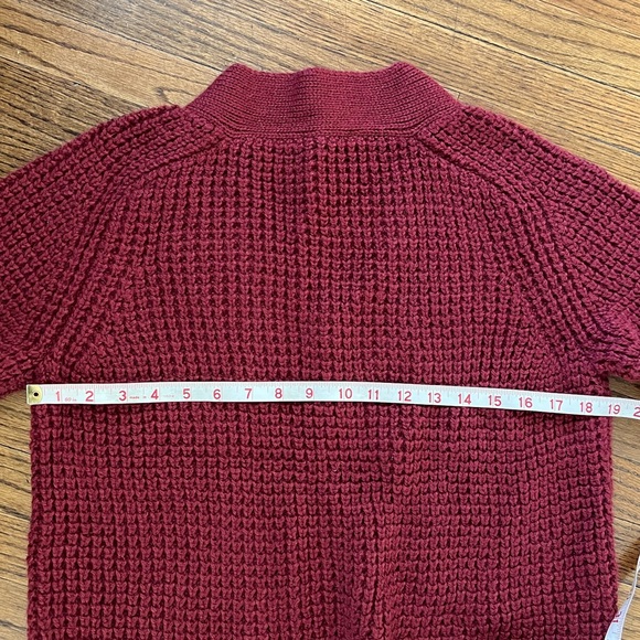 Pendleton oversized fisherman sweater in size small, cranberry color - Picture 5 of 6